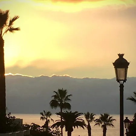 Relax And Enjoy With A View Of El Teide And Sea Apartment Puerto de Santiago (Tenerife)