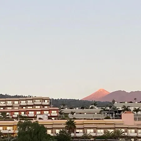 Relax And Enjoy With A View Of El Teide And Sea 圣地亚哥港
