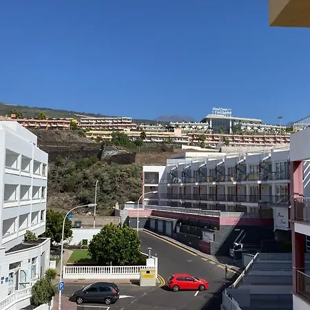 Relax And Enjoy With A View Of El Teide And Sea