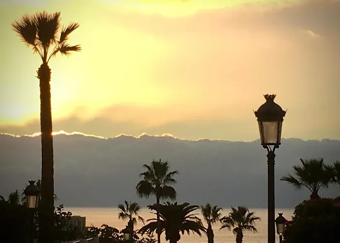 Relax And Enjoy With A View Of El Teide And Sea Daire Puerto de Santiago (Tenerife)