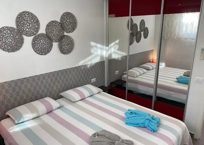 Relax And Enjoy With A View Of El Teide And Sea Puerto de Santiago (Tenerife)